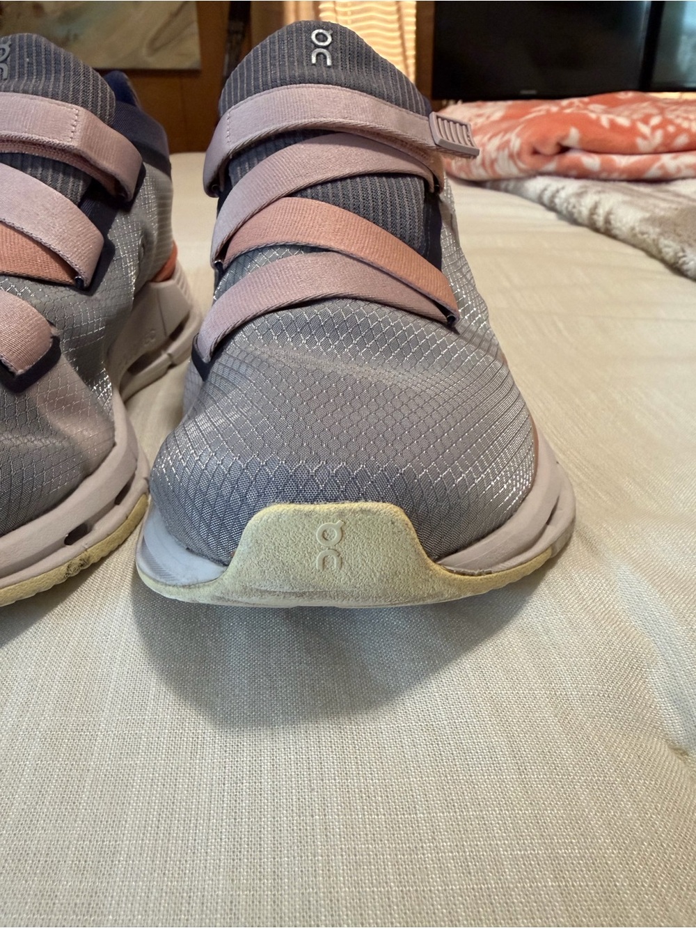 On Cloudnova Wrap Woman’s size 10 Quicksilver / Flame Colorway - Picture 15 of 15